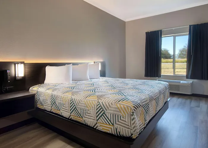 Comfort Worth South 2* Fort Worth